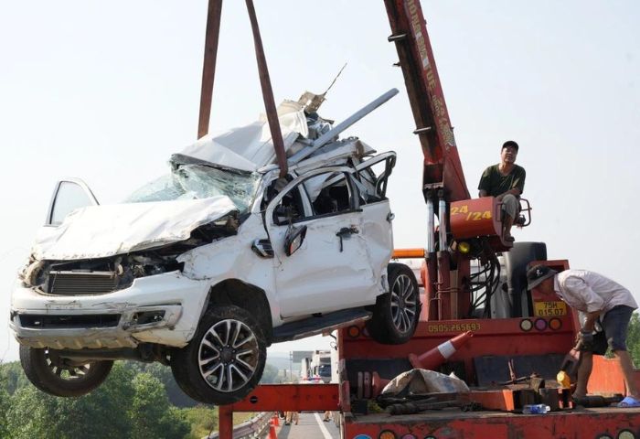 Thủ tướng chỉ đạo điều tra, làm rõ vụ tai nạn trên cao tốc Cam Lộ – La Sơn