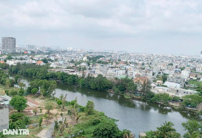 Trời mát dịu – người dân ở TPHCM thoải mái ra đường