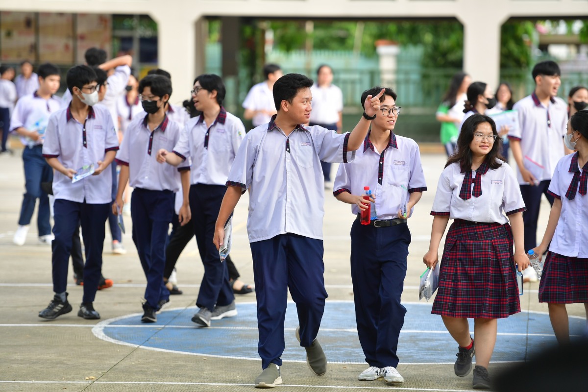 Hơn một triệu thí sinh thi Văn tốt nghiệp THPT sáng nay