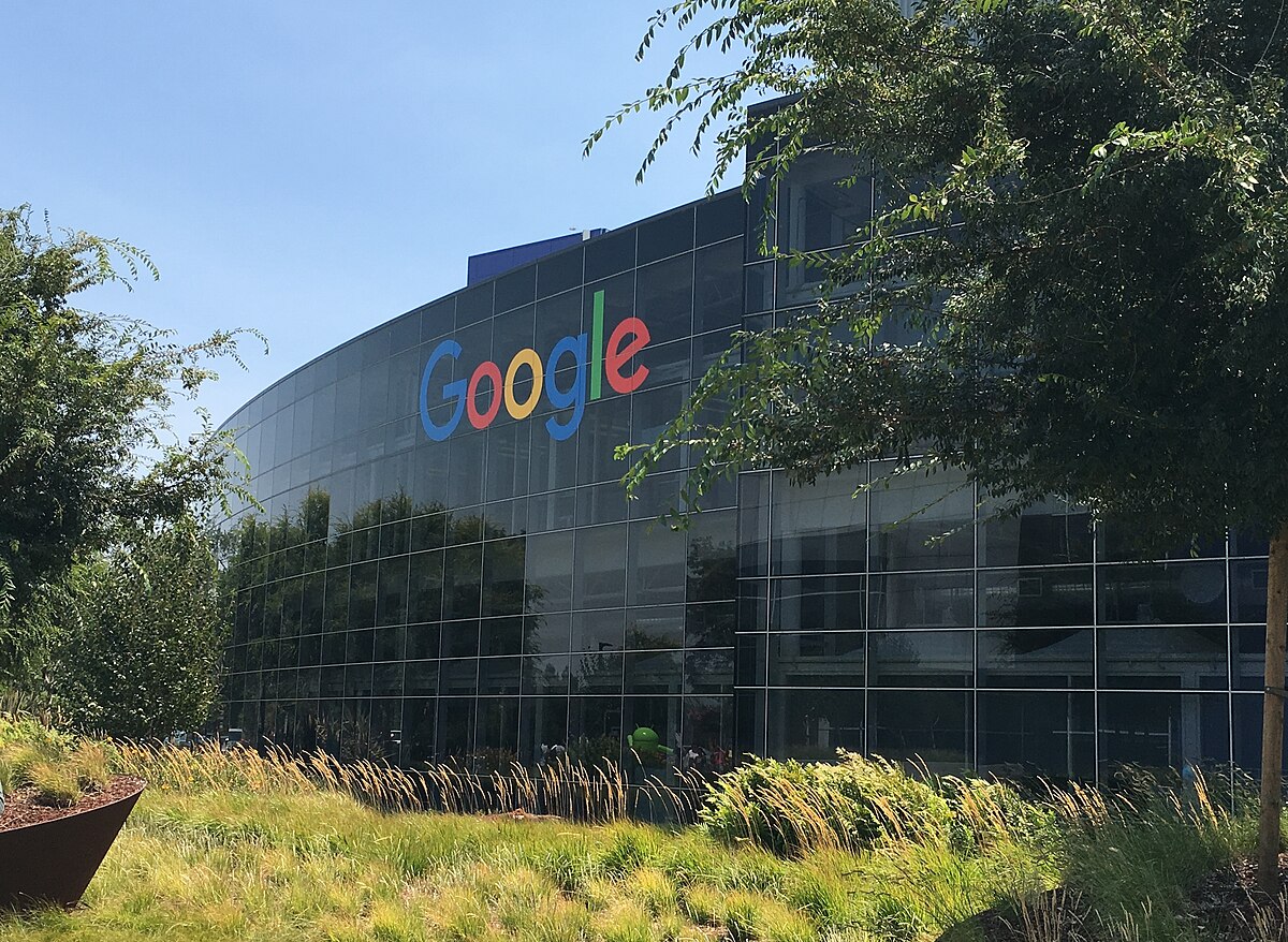 Google, Facebook, Netflix và nhiều ông lớn nước ngoài nộp hơn 4.000 tỷ tiền thuế