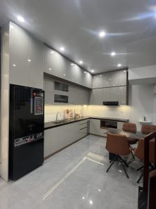 Tủ bếp chữ L nhà phố do Nội thất An Cường thiết kế thi công